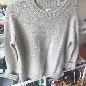 Cozy Vince light grey sweater. Size XS.